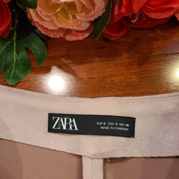Zara Blush Faux Suede Skort Size Small - Picture 6 of 9